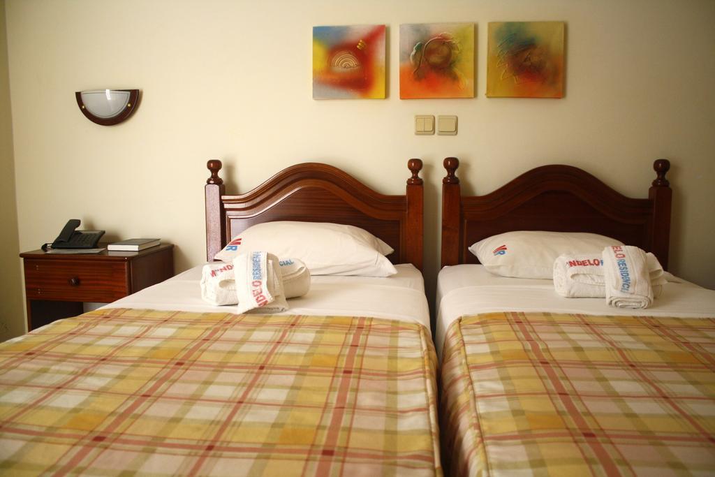 Bed and Breakfast Mindelo Residencial Zimmer foto